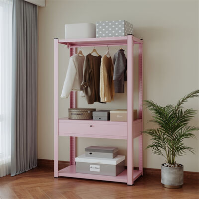 Armário de armazenamento de metal projetado para otimização de espaço com prateleiras ajustáveis, estrutura resistente e mecanismo de travamento